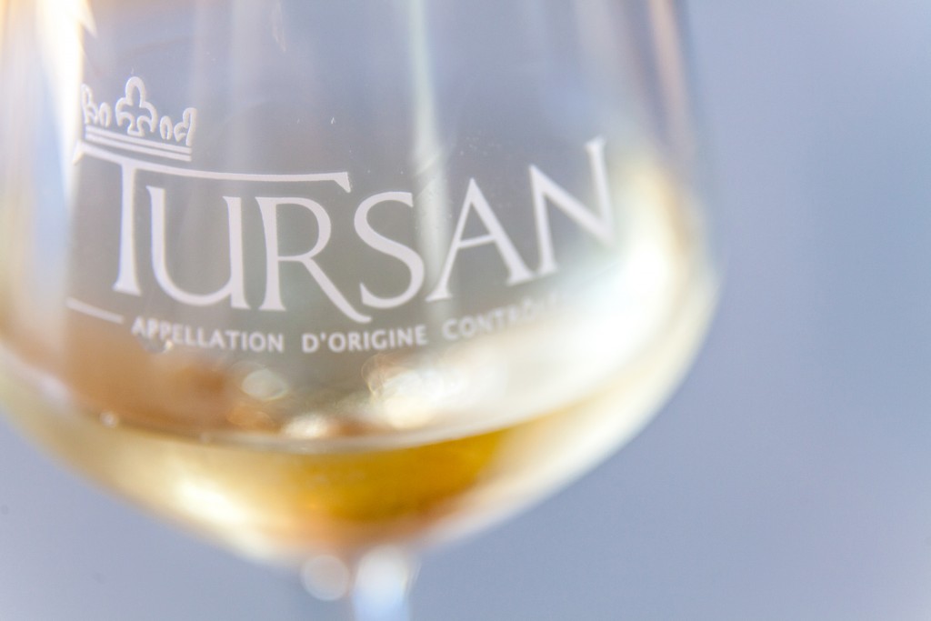 Le Tursan est un AOC issu de vins d’assemblage.