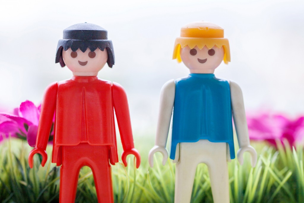 Ces deux figurines Playmobil® sont sortis des usines en 1974