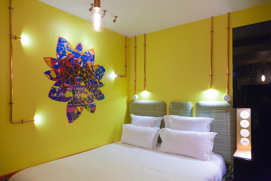hotel-exquis-surrealisme-decoration-colore-copyright-maeva-destombes-0453
