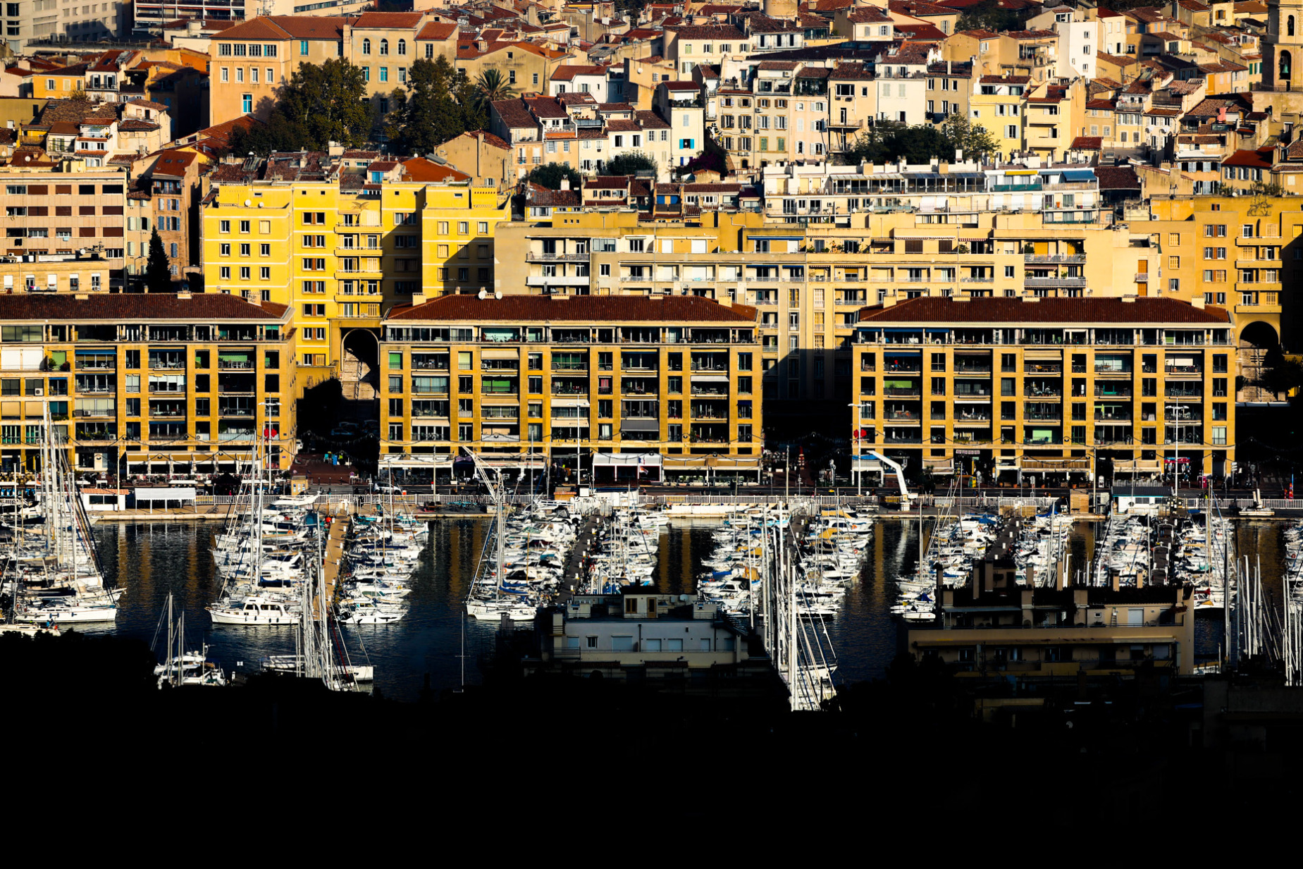 View of the boats in the old port in Marseille, France on 17 November 2024.<br />Vue sur les bateaux du vieux port a Marseille en France le 17 novembre 2024.