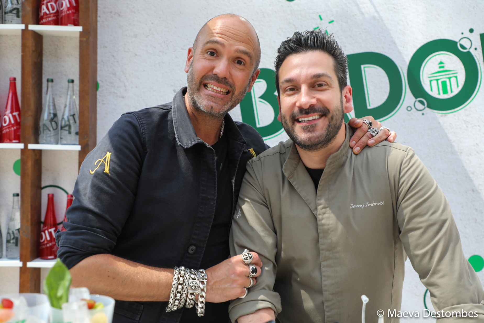 Matthias Giroud et Denny Imbroisi ont animé un accord met et cocktail sans alcool sur le stand de Badoit.